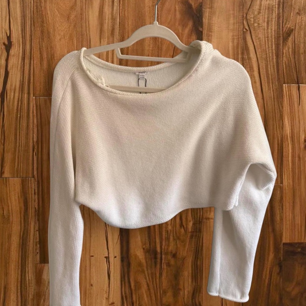 Garage Supersoft Boatneck Sweater Cream/Snow White XS/S NWOT Off Shoulder